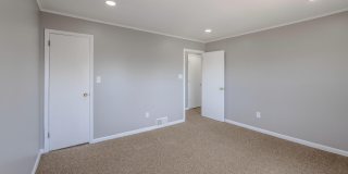 49 Riva Avenue Gallery 7