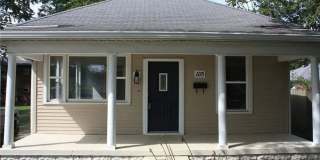 Charming 2BR House in Jeffersonville Gallery 1
