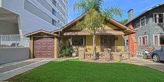 Beautifully Renovated Craftsman with Private Yard & Guest Suite in Prime Bankers Hill Gallery 3