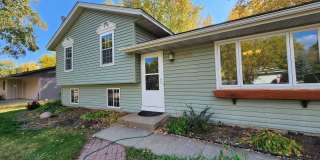 Newly Renovated Split-Level Home is Desirable part of Apple Valley Gallery 1