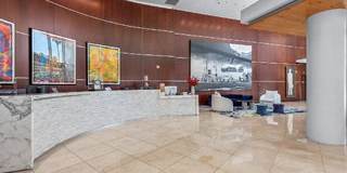 13700 Marina Pointe Drive Gallery 8