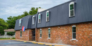 Cabana Courtyard Gallery 7