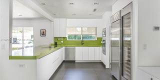 501 NE 51st St Gallery 8