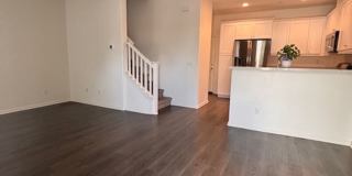 Welcome home to this beautiful Murrieta Town Home! Gallery 18