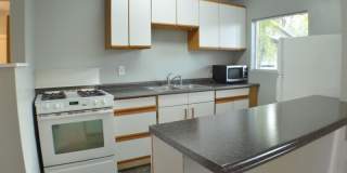 151 Fremont Ave W Gallery 10