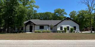 501 Monna Court Gallery 1