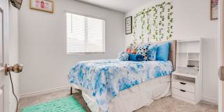 Furnished 3-bedroom, 2.5-bath townhome, designed to offer the ultimate in modern comfort. Gallery 12