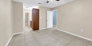 Adorable 3 Bed 2 Bath House for rent Gallery 4