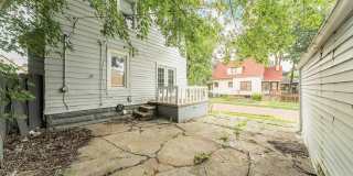 Beautifully Renovated Home in a Prime Location , Plus an Exciting Special Offer! Beautifully Renovated Home in a Prime Location , Plus an Exciting Special Offer! Gallery 37