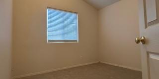 Three Bedroom Duplex Gallery 17