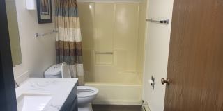 Fox River Bluff Apartments Gallery 21