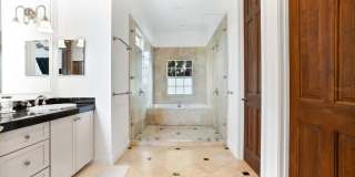 300 KILLARNEY DRIVE Gallery 16