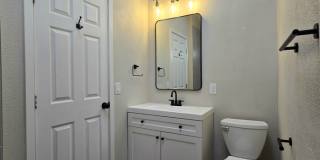 1300 Rowena Way Gallery 23