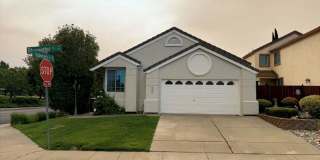 Modern 3 Bedroom 2 Bath One Story Browns Valley Vacaville *Star Rentals Gallery 1
