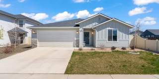 3 Bedroom, 2 Bath Single Level Home in Desirable Meridian Location! Gallery 1