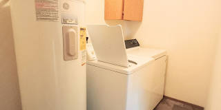 BIG 2 Bed / 2 Bath apartment, commute friendly Bonney Lake location! Gallery 10