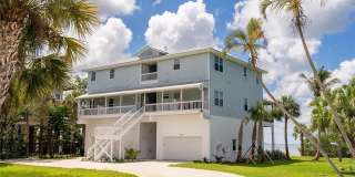 2424 BAY Drive Gallery 1