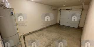 Perfect commuter location! Gallery 22