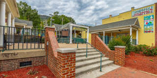 1420 Stockyard Place Gallery 45