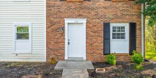 2 Bedroom Condo For Rent Near Post! Gallery 4