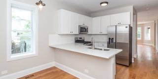 1840 N Saint Louis Avenue Gallery 11