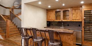 32 Prospector Road Gallery 19