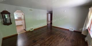 Spacious 2 bedroom 1 bathroom house Gallery 3