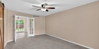 Spacious 4BR House in Columbia Gallery 16