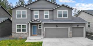2022 Built Charming 4-Bedroom Retreat with Scenic Views just 15 minutes west from downtown Spokane Gallery 1
