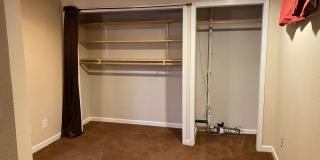 Beautiful 3 bed/2 bath On South Hill! Gallery 20