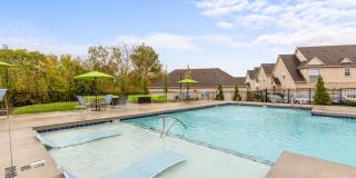 Marble Cliff Commons Gallery 37