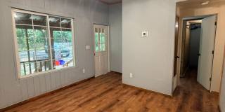 Charming NE Cottage! Gallery 9