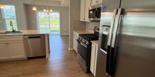 Stunning Westerville Condo with Loft | 2,086 Sq Ft | Garage | Move-In Ready Gallery 12