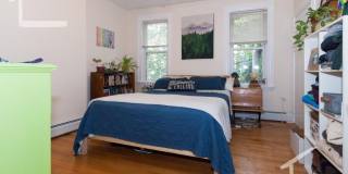Charming 1 Bedroom-No Broker Fee Gallery 5