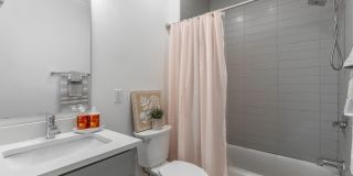 411 Fairpoint Street Gallery 32