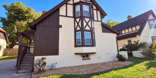 Beautifully Remodeled 3-Bedroom Tudor in Downtown Kingsport! Gallery 1