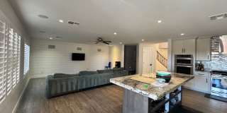 2425 W FLORENTINE RD Gallery 21