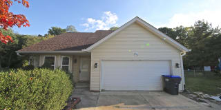 876 Meadowlands Drive Gallery 1