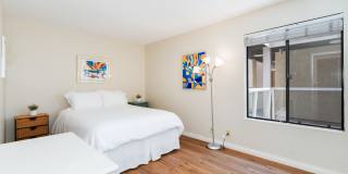 3888 Riviera Dr Gallery 15