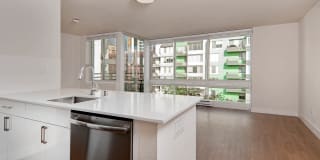 SoMa Square Gallery 60