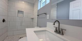 137 N Commonwealth Avenue Gallery 10