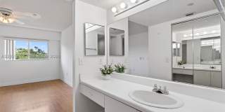 1650 SW 124th Ter Gallery 28