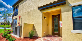 Annual Unfurnished Rental – Coach Home 3 Bedrooms, 2 Baths, 2 Car Garage, with Resort Like Amenities – Gran Paradiso Community! Gallery 5