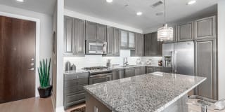 2929 Weslayan St Gallery 10