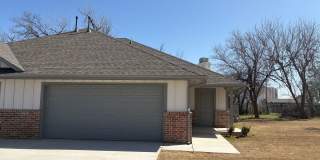 Three bedroom duplex in El Reno Gallery 3