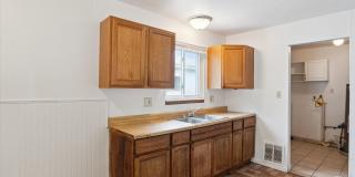 3 bedroom ranch $1300 - Lease Special Gallery 10