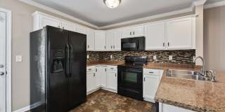 Pet Friendly Two Bedroom! Gallery 17