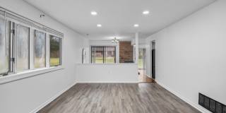 34 LAFAYETTE Lane Gallery 1