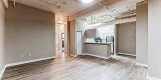 The Globe Gallery 18