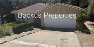 Large two-story home close to Del Monte Shopping Center in Monterey Gallery 1